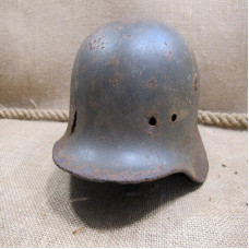 battle damaged german helmet M 40 size 64 